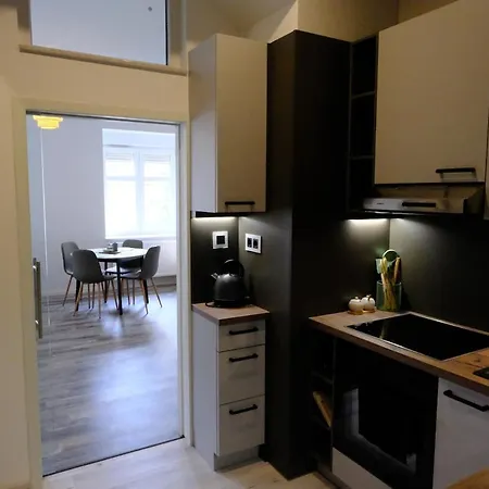 Olive Apartment Eger