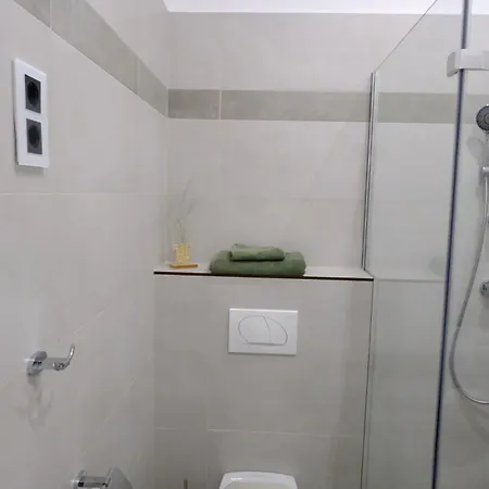 Apartment Olive Eger